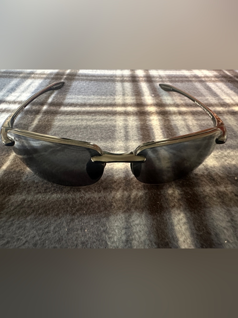 Maui Jim Black Frame Sunglasses with Woven Signature Case and Colorful Pouch